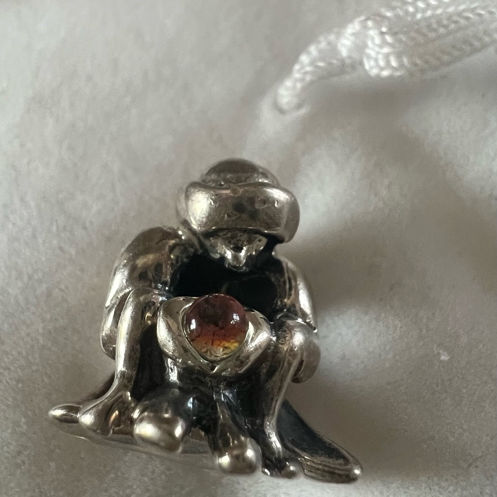 Trollbeads SEER~New~pendant/charm 925 Silver *retired & rare* & last 1 left of 2 - Picture 10 of 15